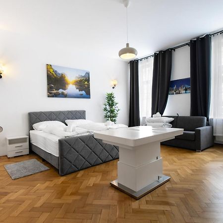 Apartments 4 You Red Star 8 Відень Екстер'єр фото