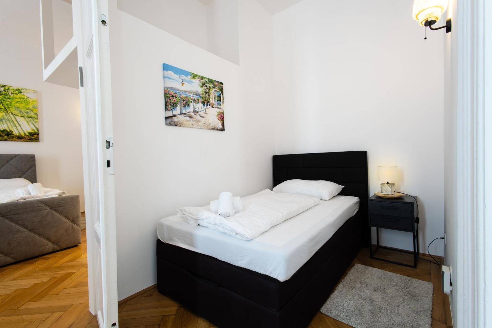 Apartments 4 You Red Star 8 Відень Екстер'єр фото